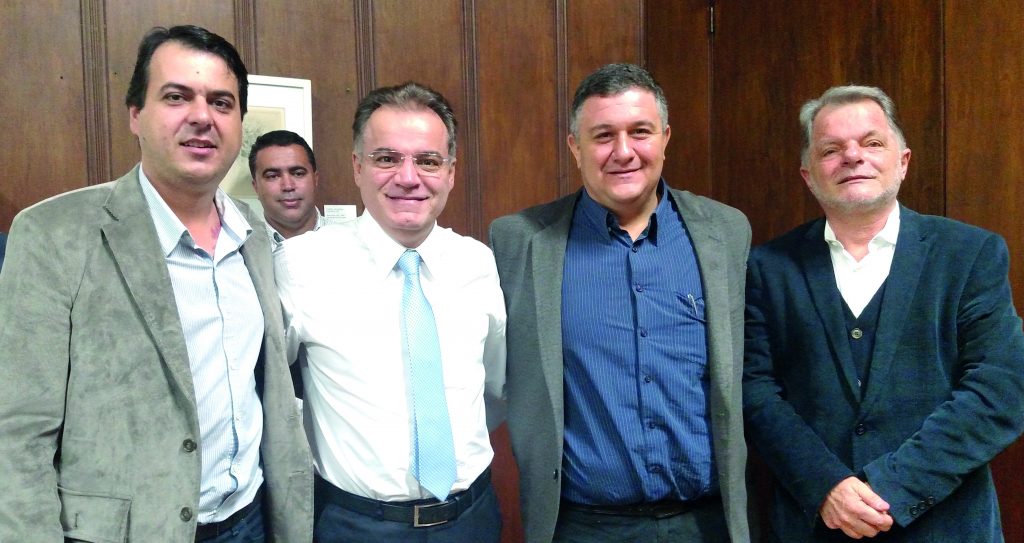 Vice prefeito Sérgio Fornasier, Samuel Moreira Chefe da Casa Civil,vereador Toninho e deputado Estadual Mauro Bragato